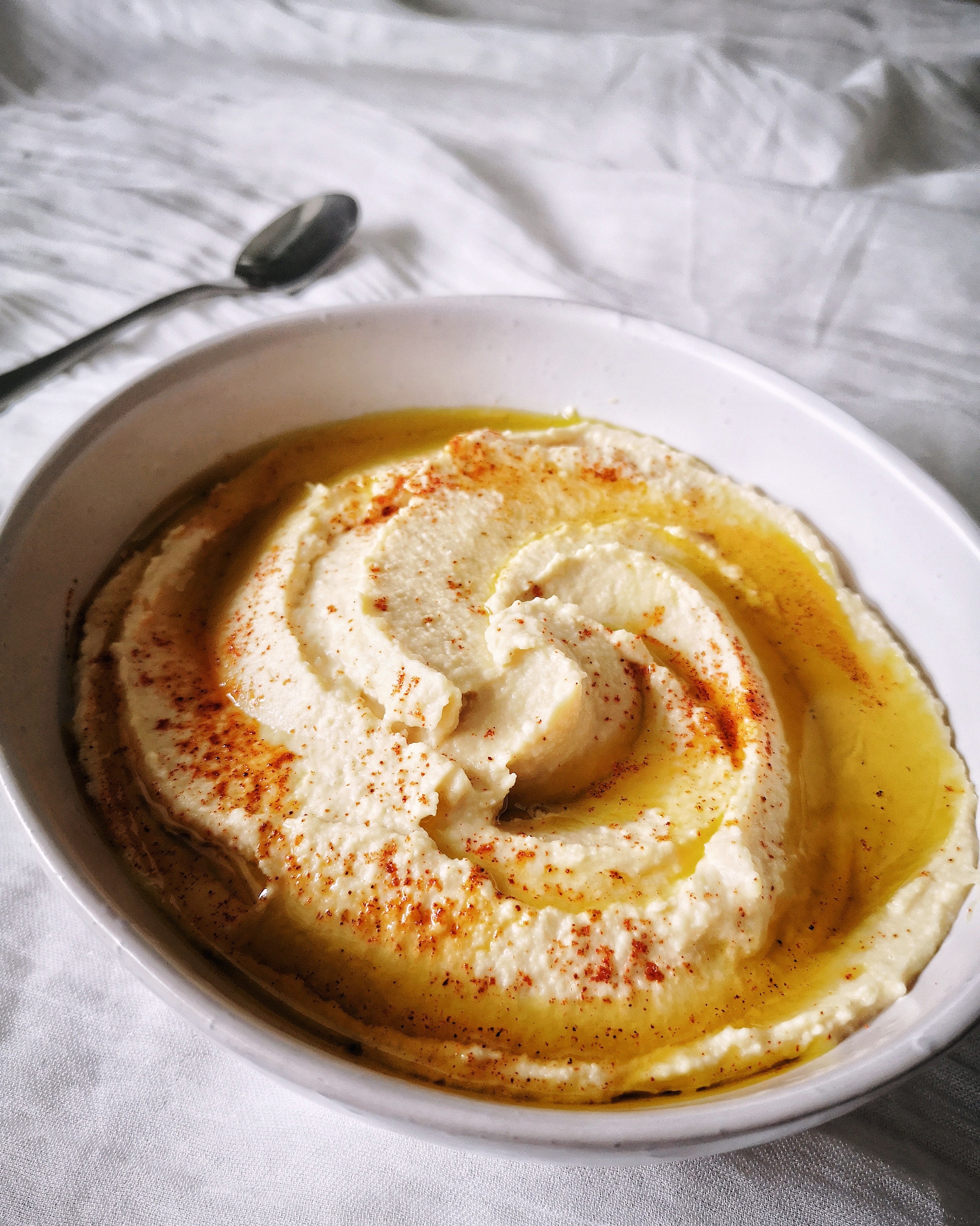 Easy Homemade Hummus Recipe