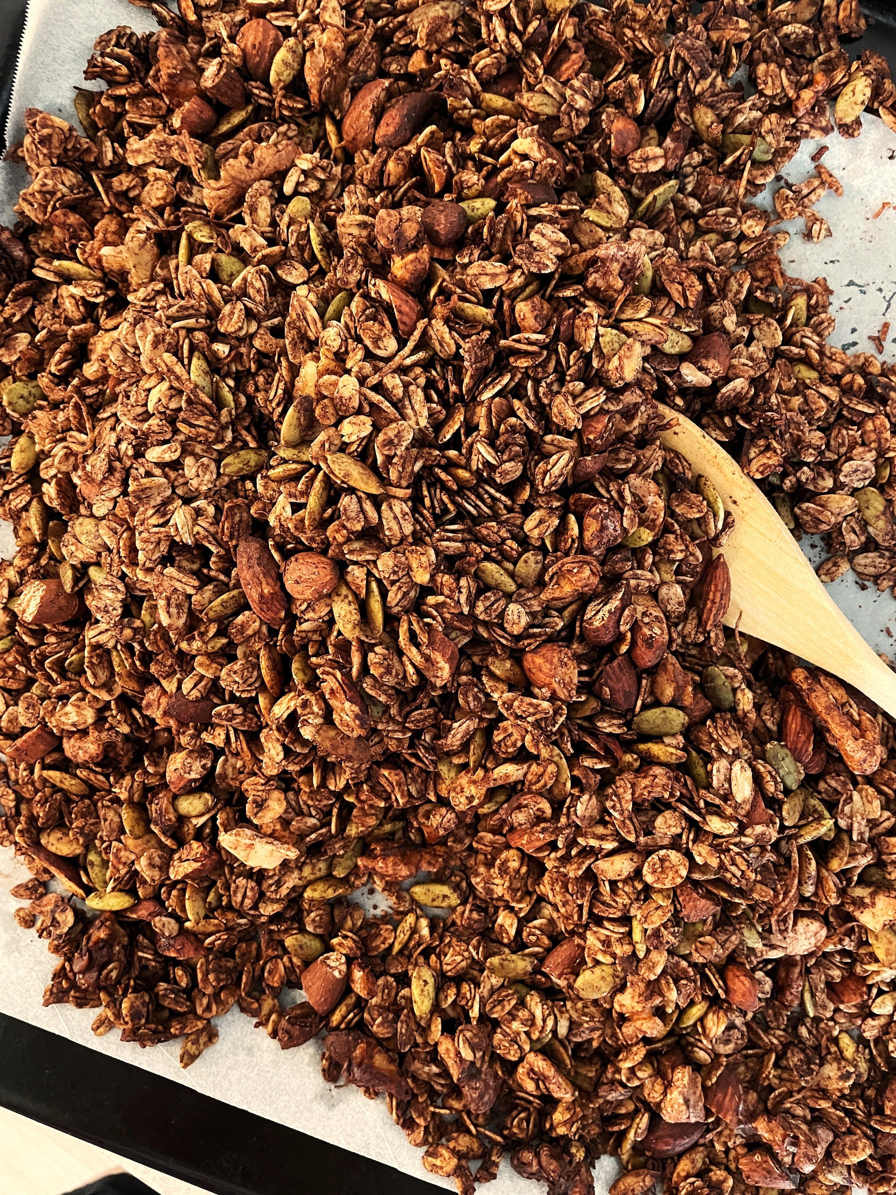 Chocolate Oat Granola – MyClayTable