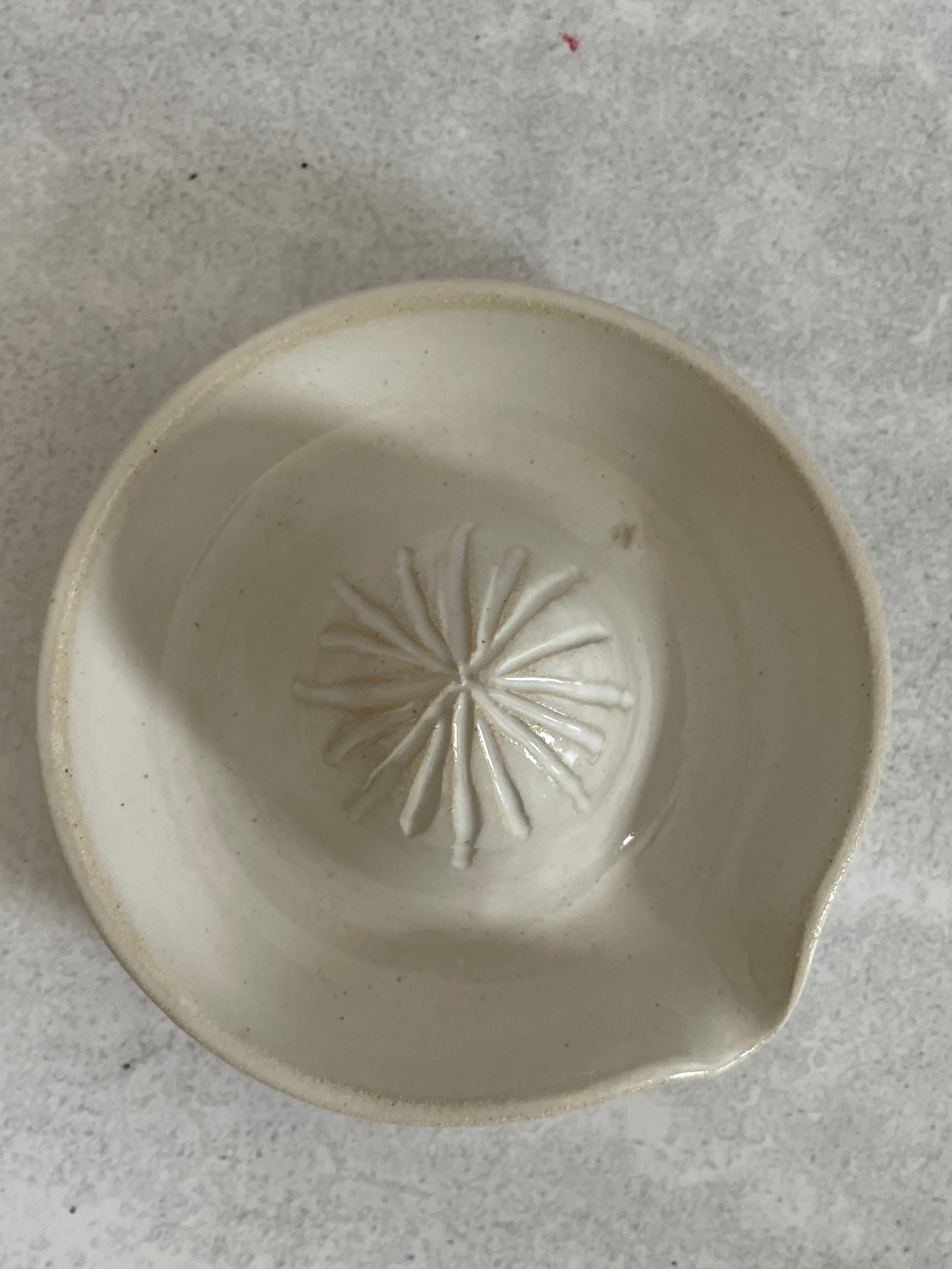 Citrus Juicer | White