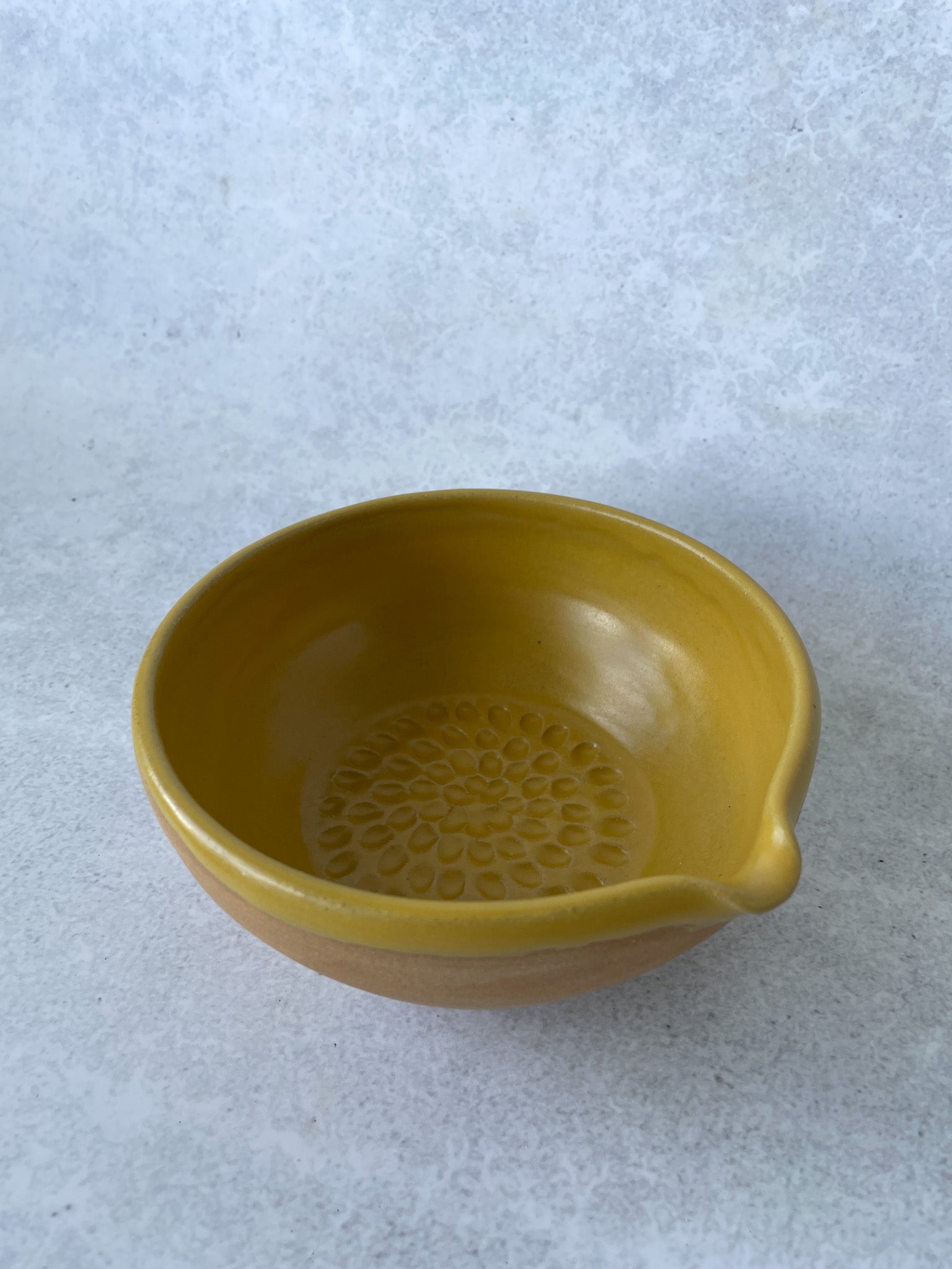 Garlic Grater Dressing Bowl