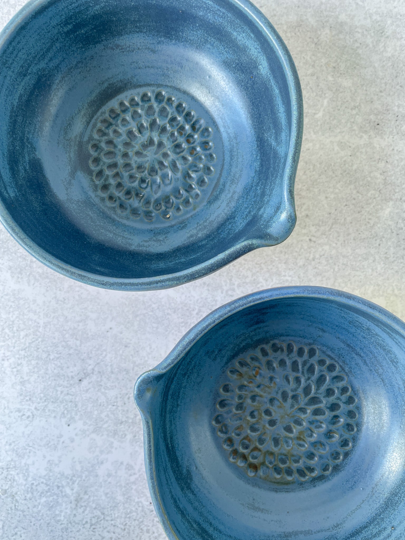 Garlic Grater Dressing Bowl