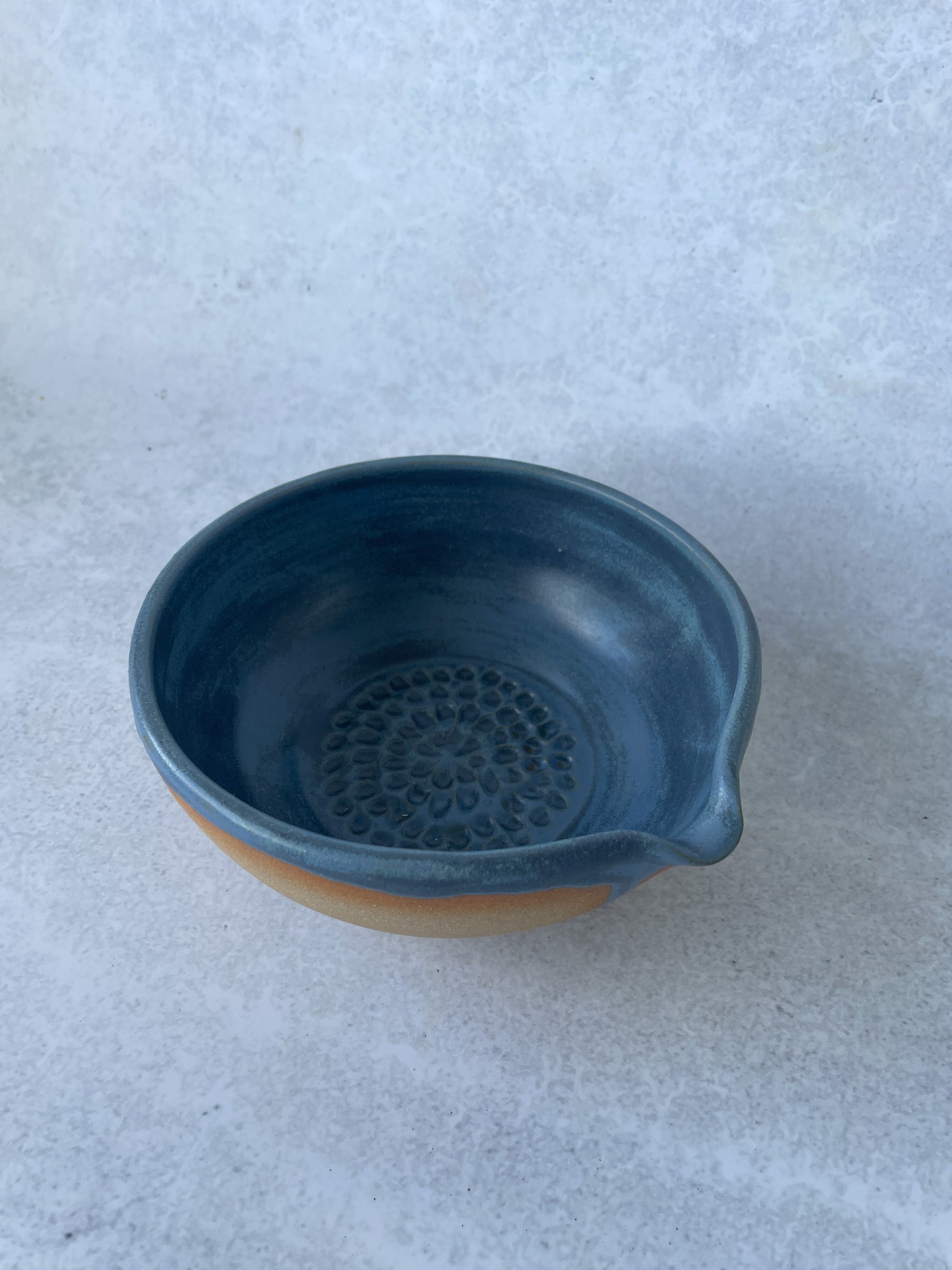 Garlic Grater Dressing Bowl