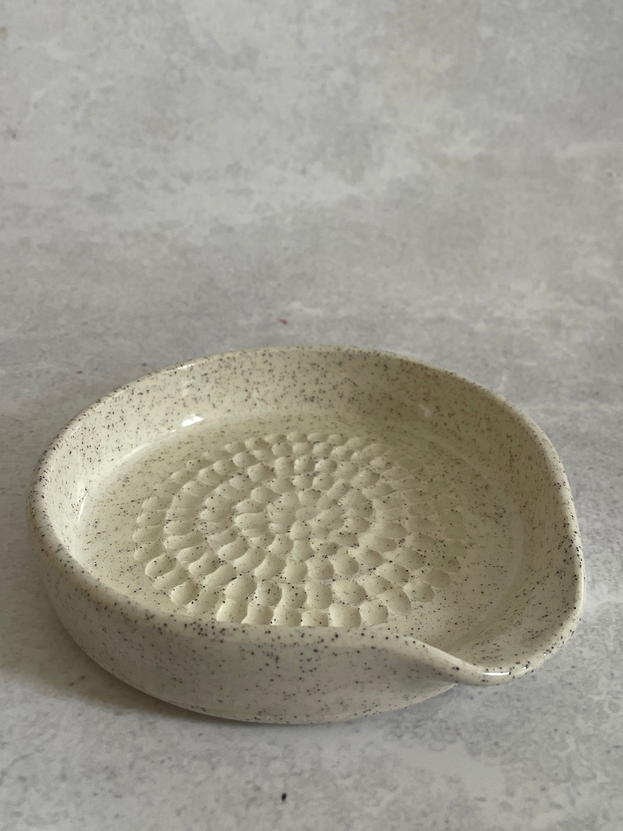 Garlic Grater | White Speckle (Second)