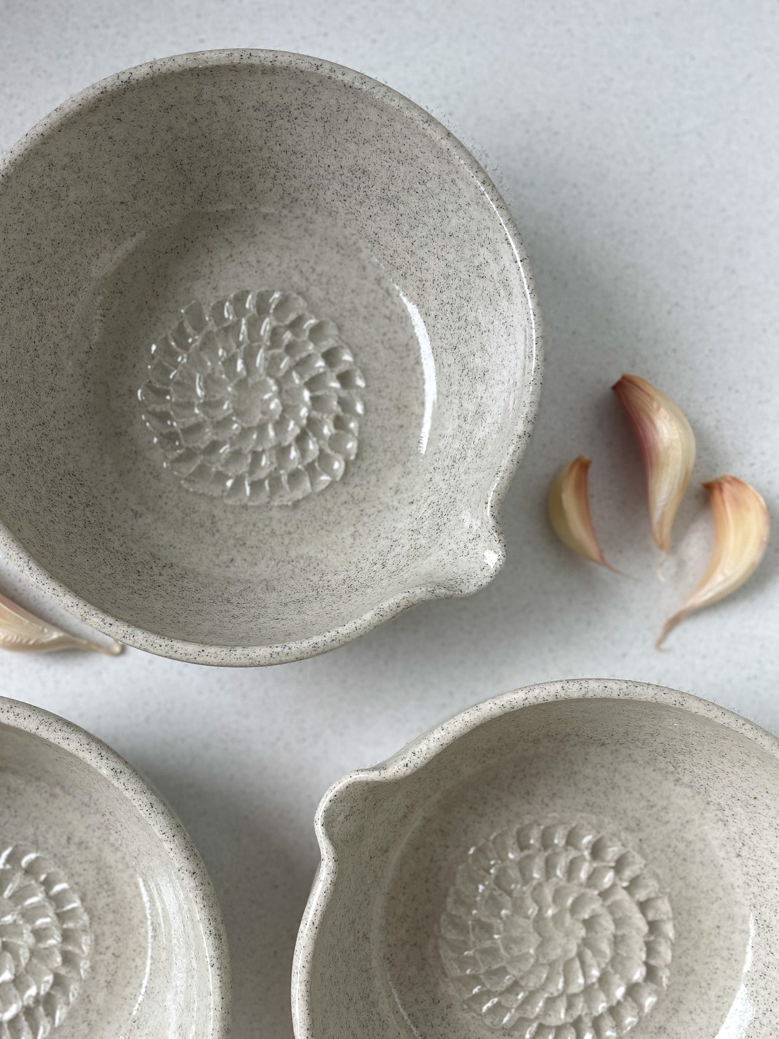 Garlic Grater Salad Dressing Bowl