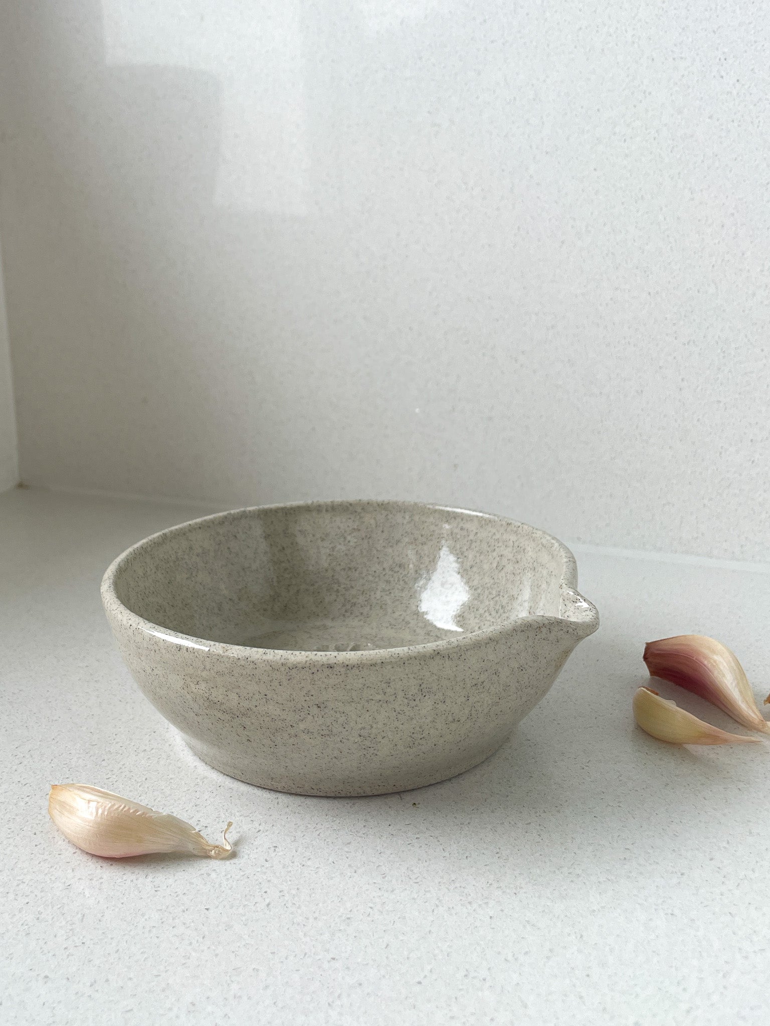 Garlic Grater Salad Dressing Bowl